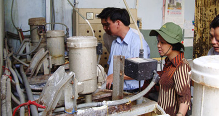 Báo động bất cập xử lý khí thải