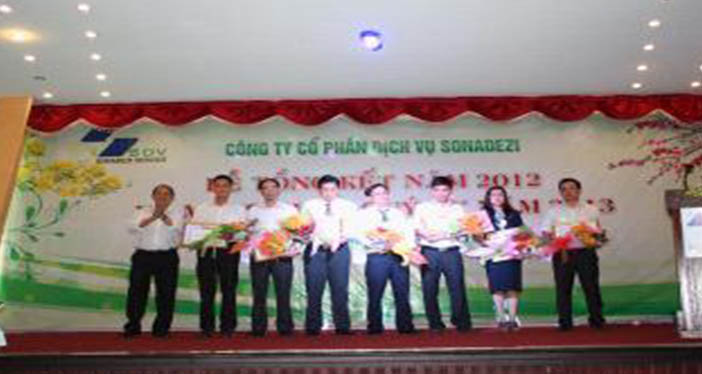 Lễ tổng kết năm 2012 và mừng xuân quý tỵ 2013
