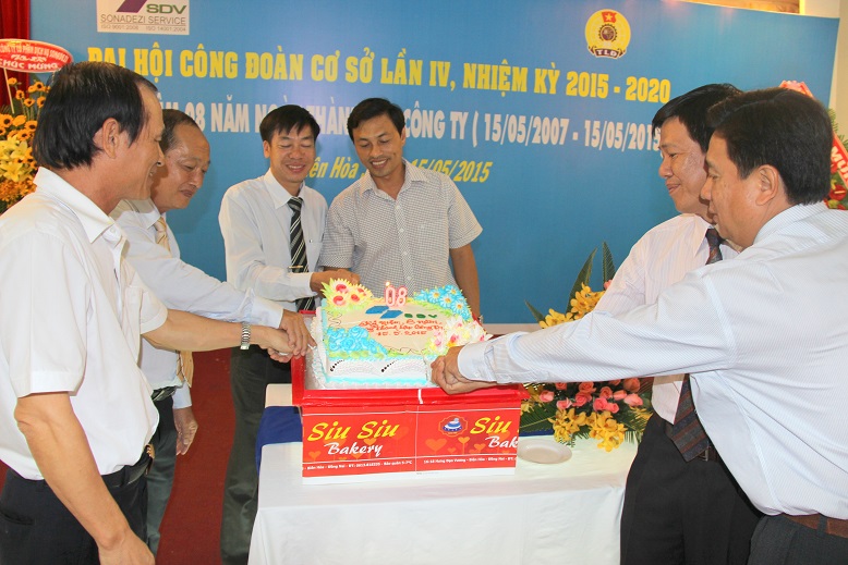 Đại hội Công đoàn cơ sở và kỷ niệm 8 năm ngày thành lập Công ty hình 1